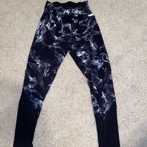 VS Pink ultimate legging